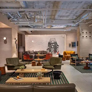 Hotel Moxy Nyc Times Square ****
