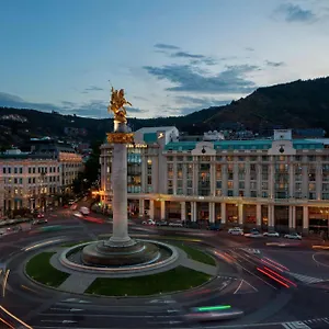courtyard-by-marriott-tbilisi.alltbilisihotels.com/